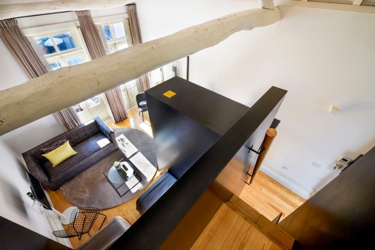 The A5 Smart Luxury Apartment *