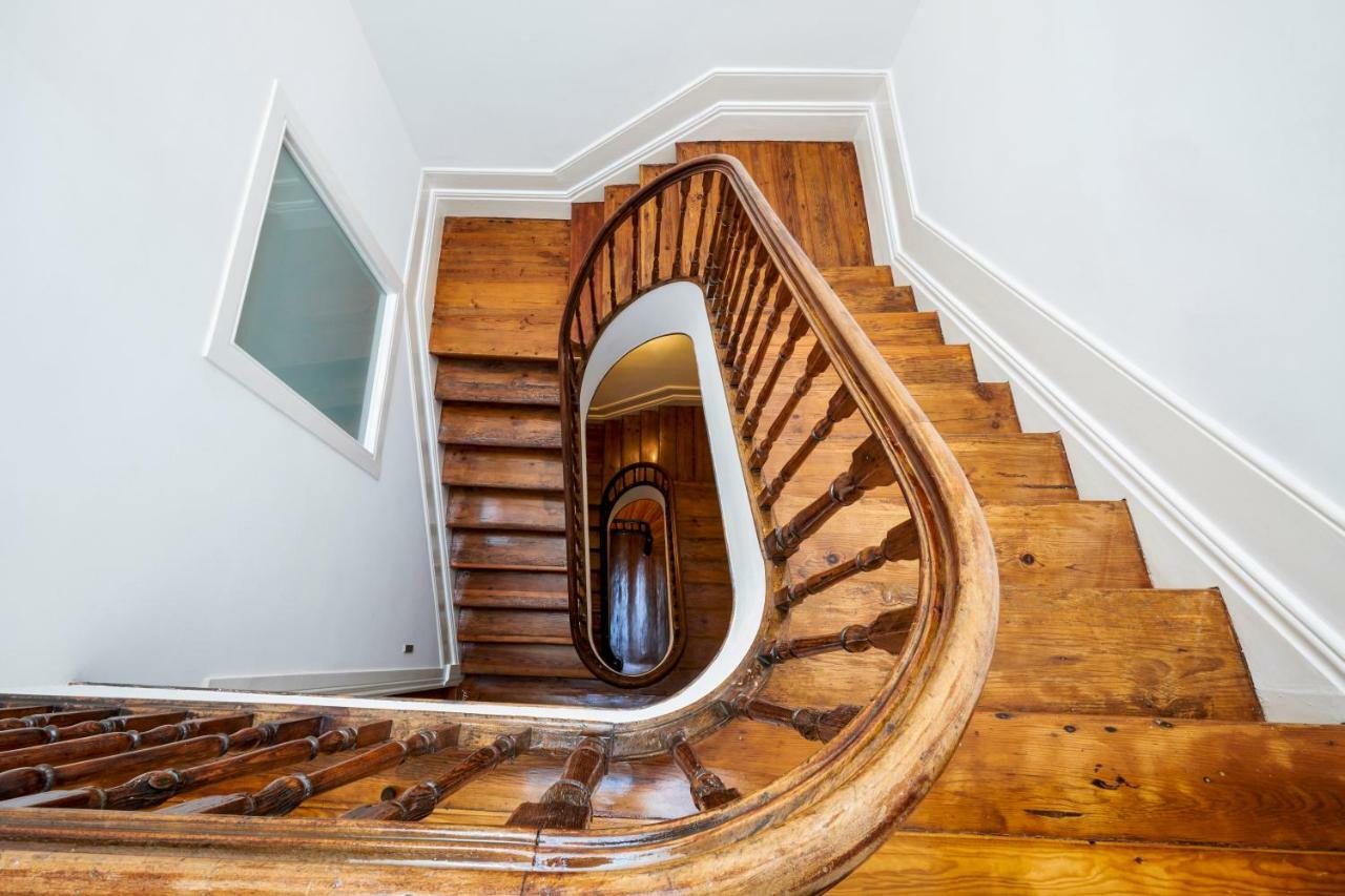 The A5 Smart Luxury Apartment Porto
